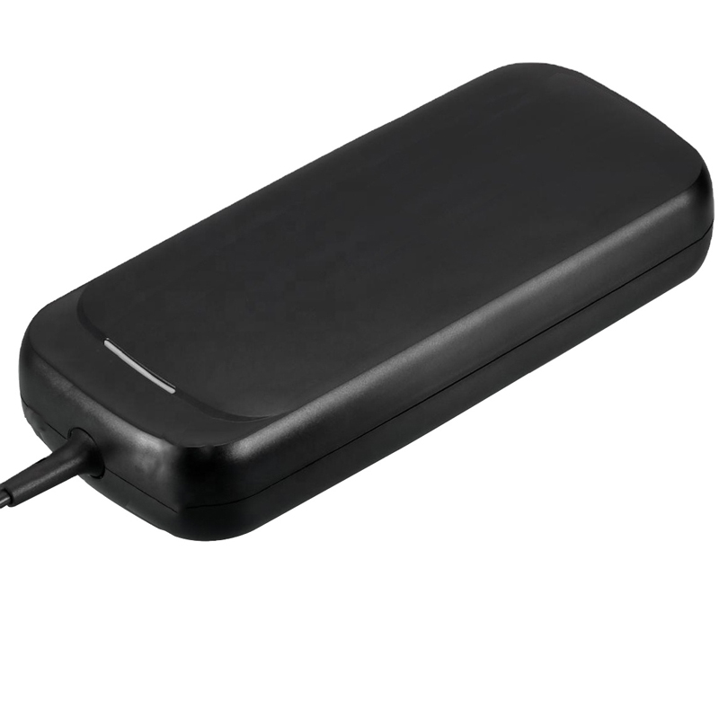Caricabatterie da 120 W