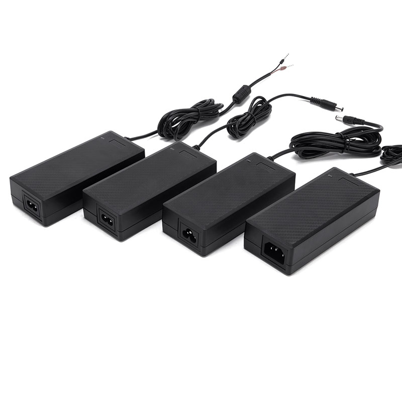 Adattatore di alimentazione desktop da 120 W