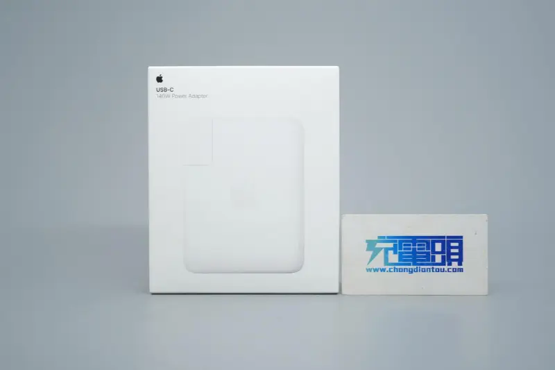 Smontaggio del nuovo caricabatterie rapido GaN da 140 W di Apple