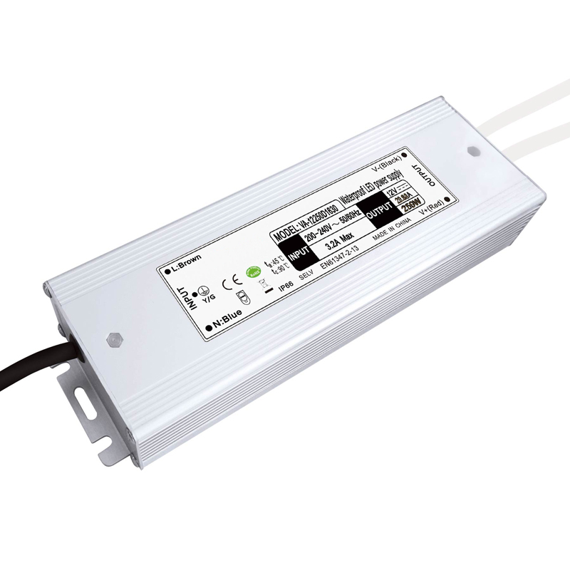Driver LED impermeabile a tensione costante da 250 W