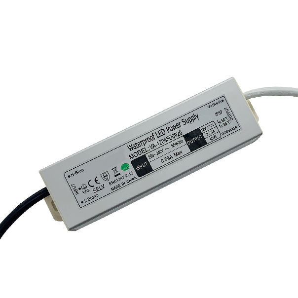 Driver LED impermeabile a tensione costante da 45 W