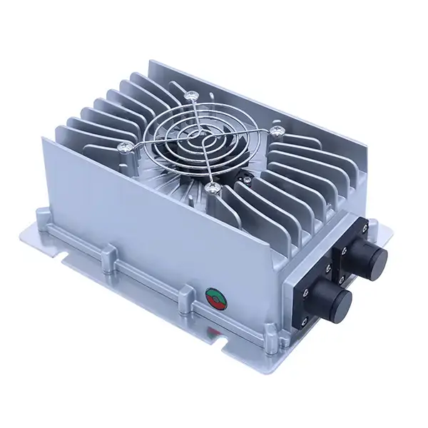 Caricabatterie per veicoli elettrici a bordo IP67 da 800 W